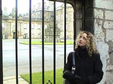 How do I get out of Holyrood House