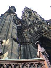 Scott monument.. shut it was. phew saved me 287 steps!